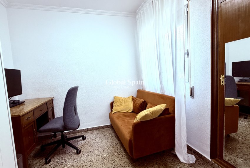 Wederverkoop - APPARTEMENT -
ALICANTE - Costa Blanca