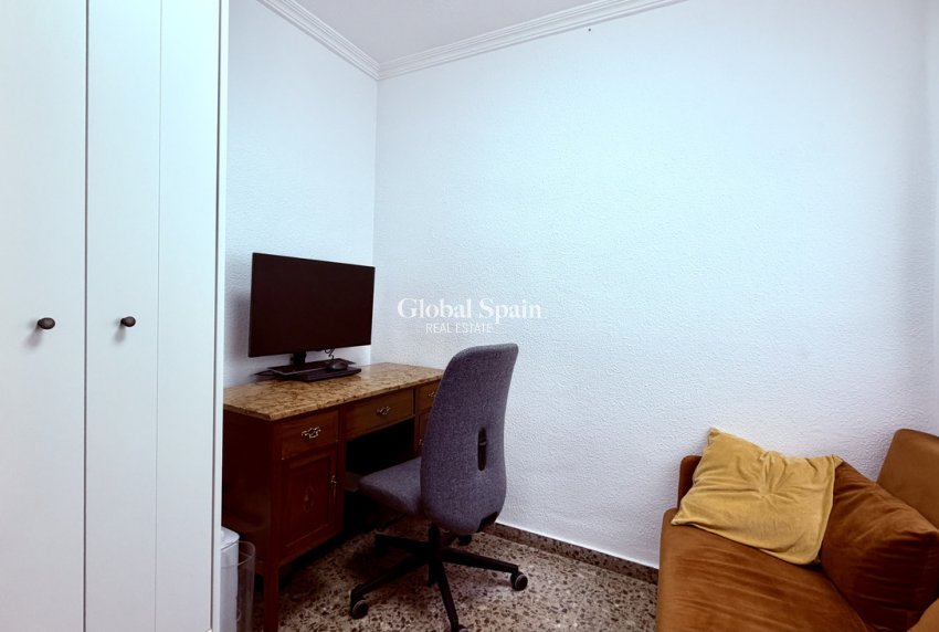 Wederverkoop - APPARTEMENT -
ALICANTE - Costa Blanca