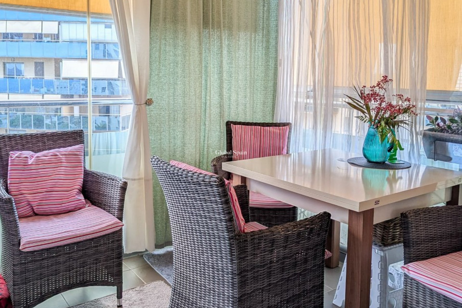 Wederverkoop - APPARTEMENT -
ALICANTE - El Campello