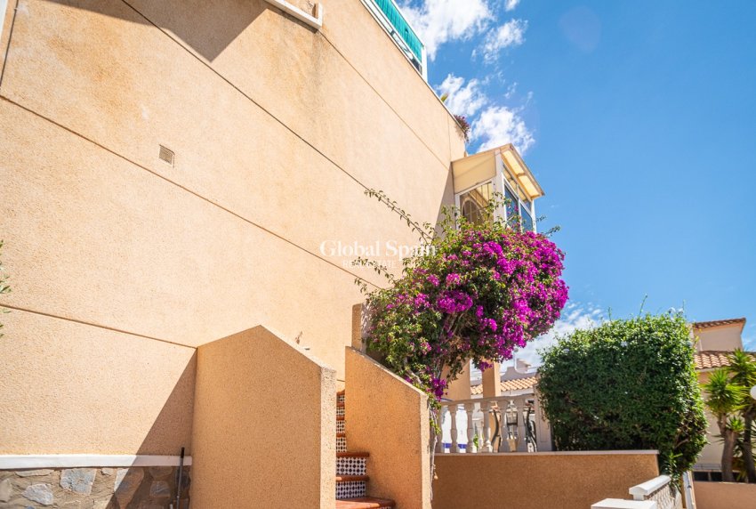 Wederverkoop - APPARTEMENT -
ALICANTE - La Florida