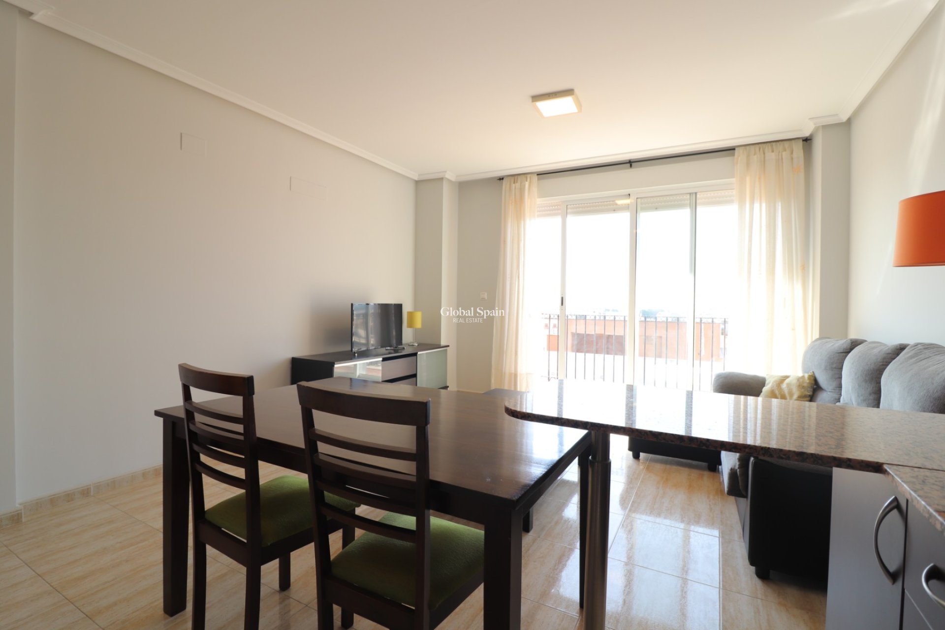 Wederverkoop - APPARTEMENT -
Almoradi - Almoradi - Town