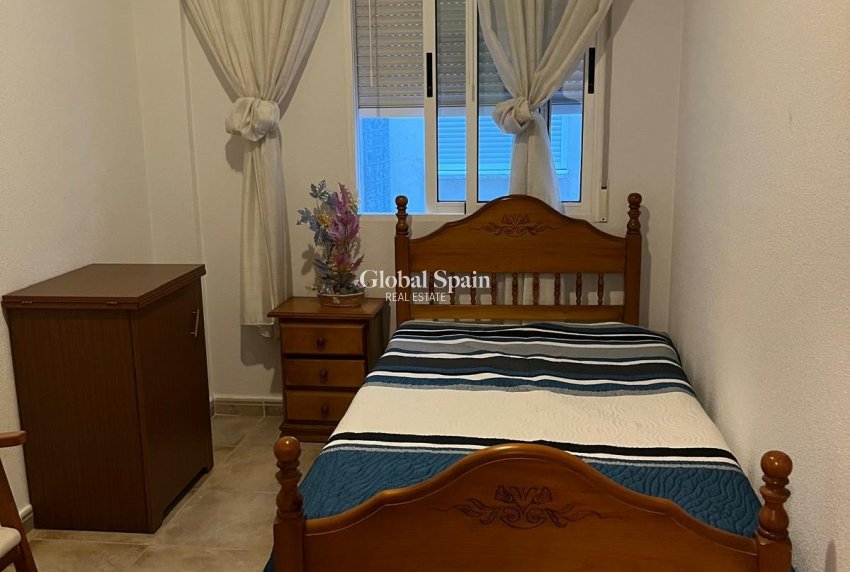 Wederverkoop - APPARTEMENT -
ALMORADÍ - Centro Urbano 2