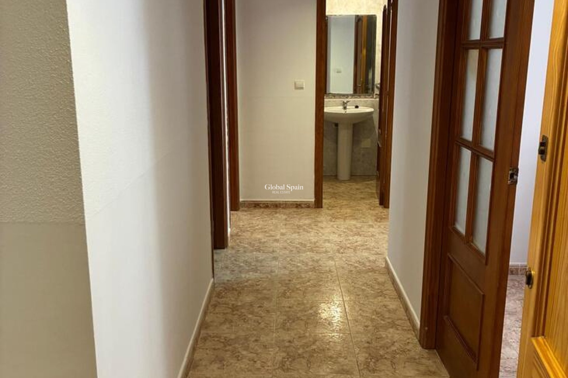 Wederverkoop - APPARTEMENT -
ALMORADÍ - Costa Blanca