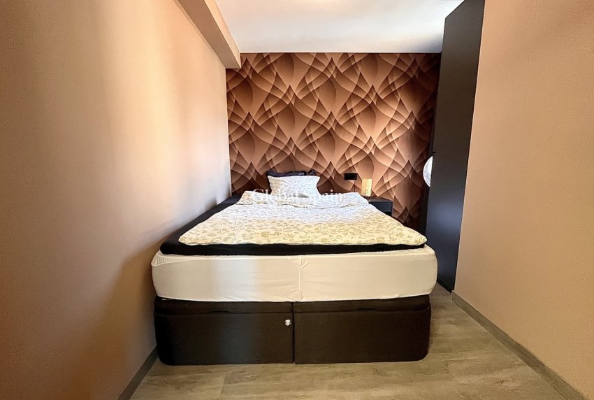 Wederverkoop - APPARTEMENT -
ALMORADÍ - Inland