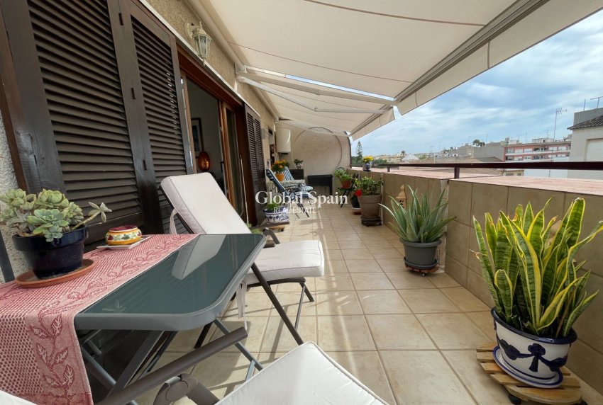 Wederverkoop - APPARTEMENT -
ALMORADÍ - Inland