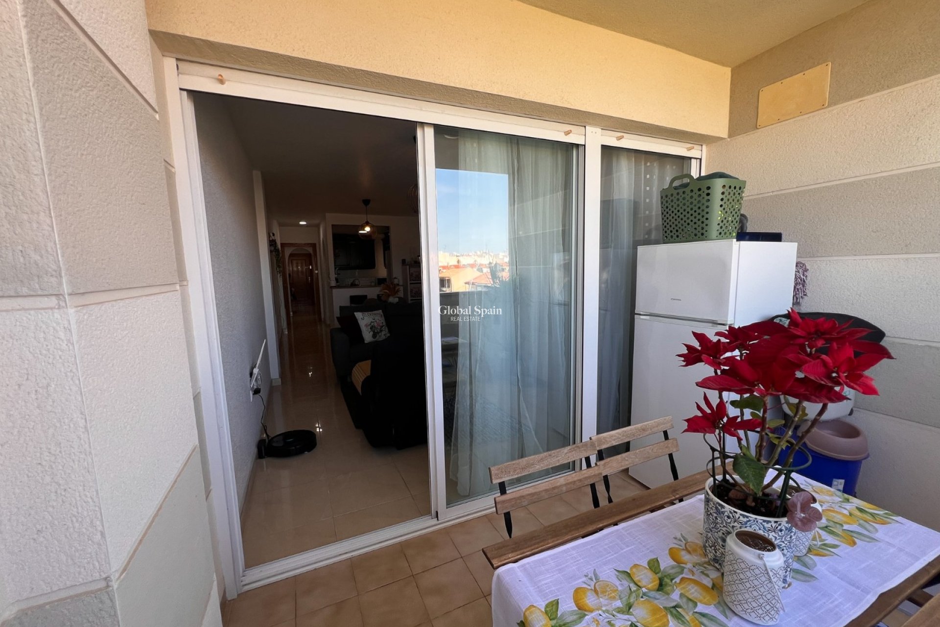 Wederverkoop - APPARTEMENT -
ALMORADÍ