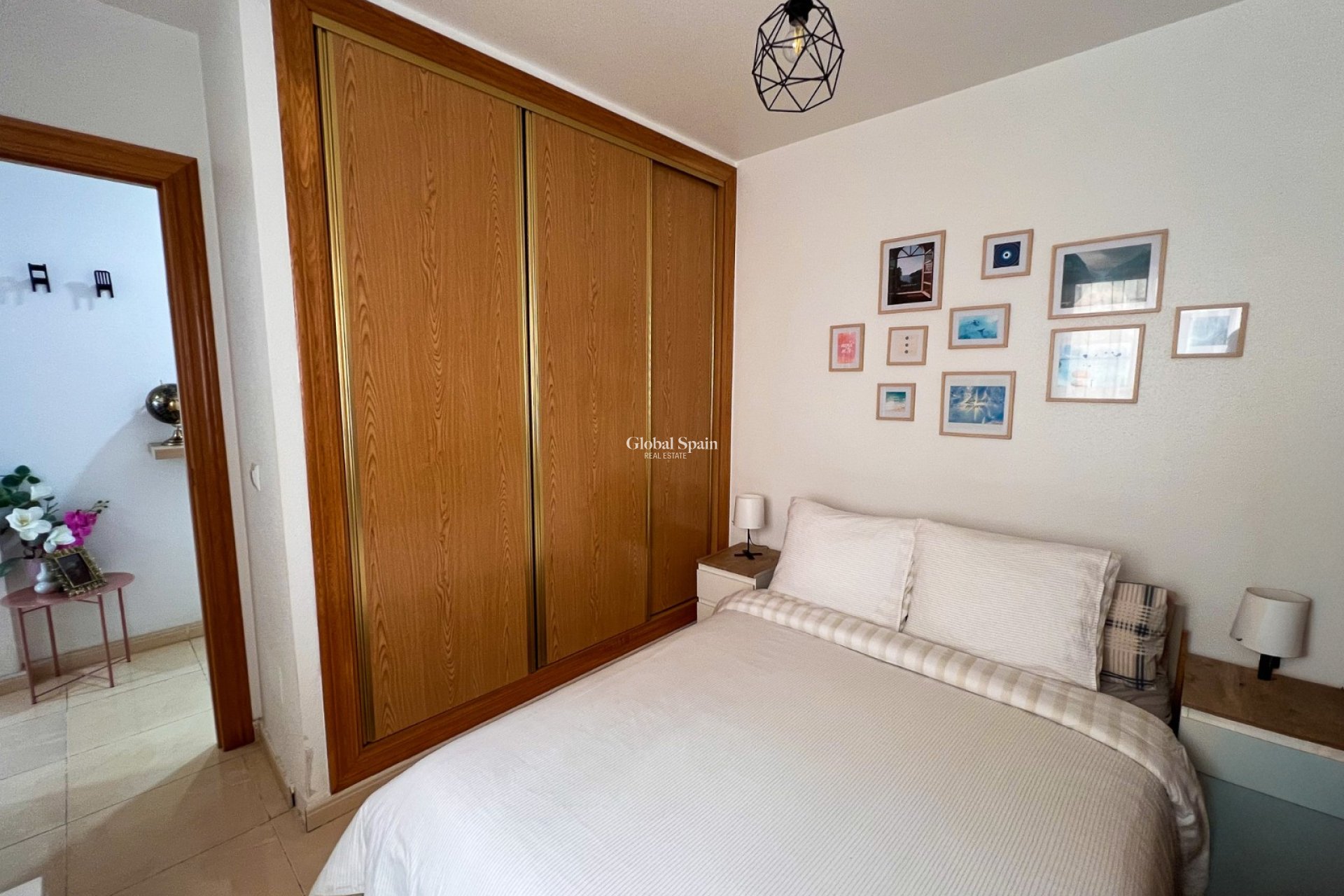 Wederverkoop - APPARTEMENT -
ALMORADÍ