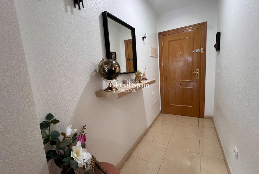 Wederverkoop - APPARTEMENT -
ALMORADÍ