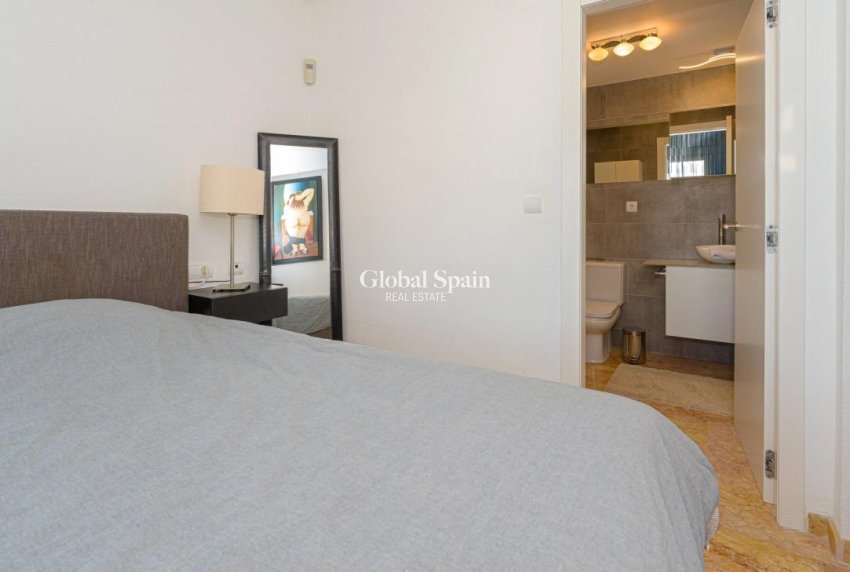 Wederverkoop - APPARTEMENT -
ALTEA - Costa Blanca