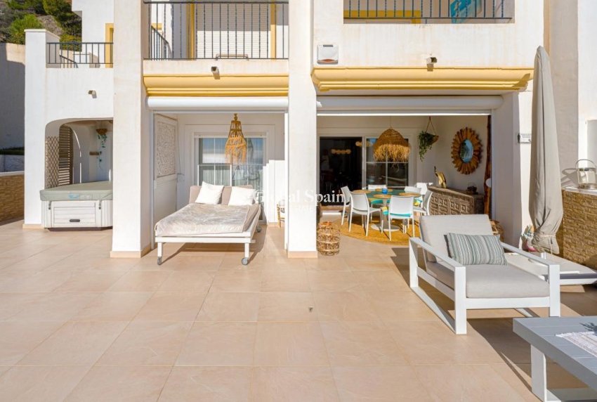 Wederverkoop - APPARTEMENT -
ALTEA - Costa Blanca