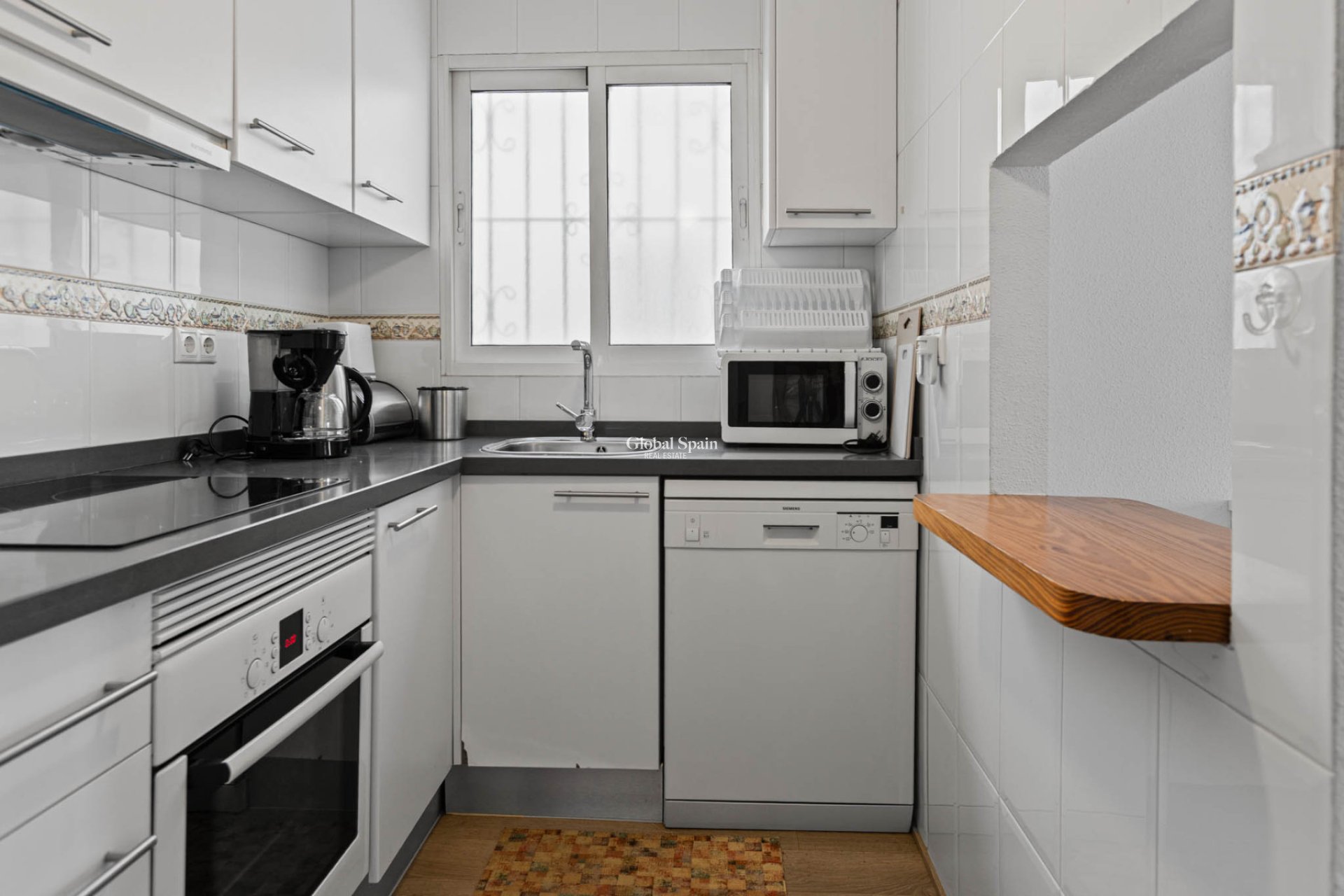 Wederverkoop - Appartement - Appartement op de bovenste verdieping -
TORREVIEJA - Torrevieja