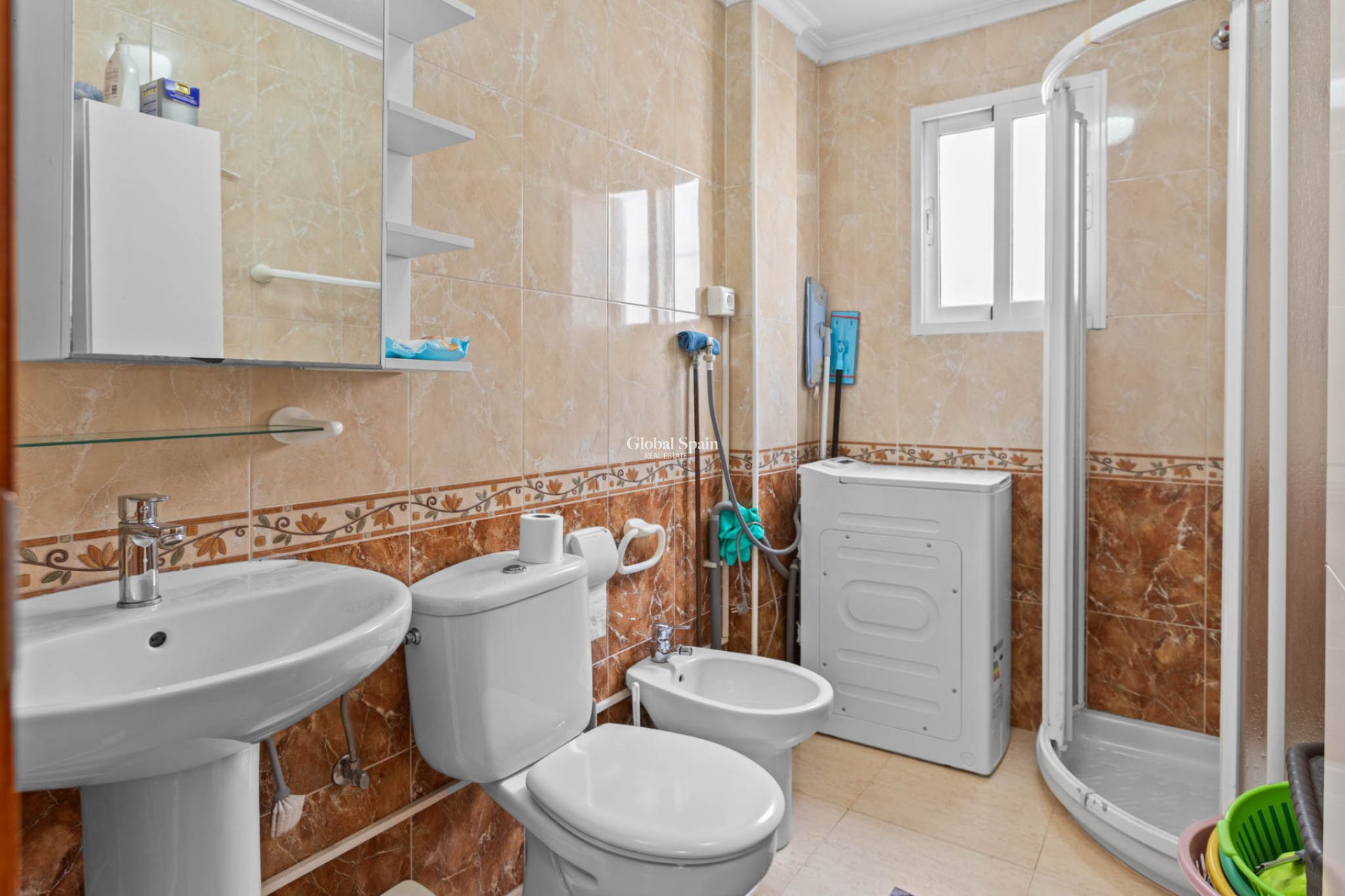 Wederverkoop - Appartement - Appartement op de bovenste verdieping -
TORREVIEJA - Torrevieja