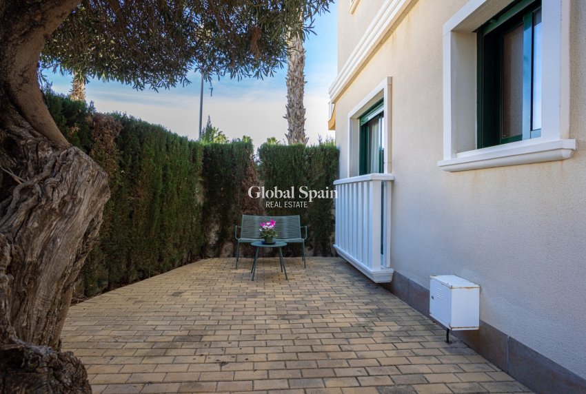 Wederverkoop - Appartement Begane Grond Appartement -
CIUDAD QUESADA