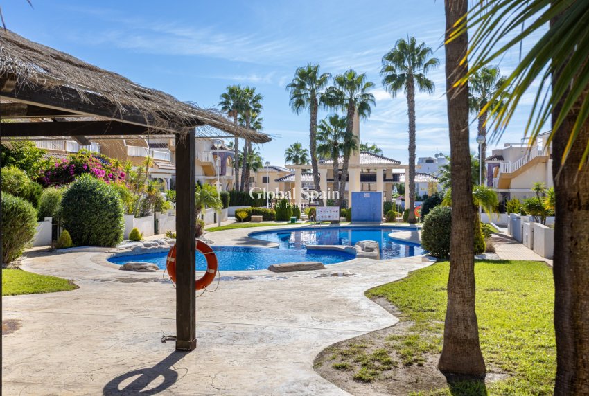 Wederverkoop - Appartement Begane Grond Appartement -
CIUDAD QUESADA