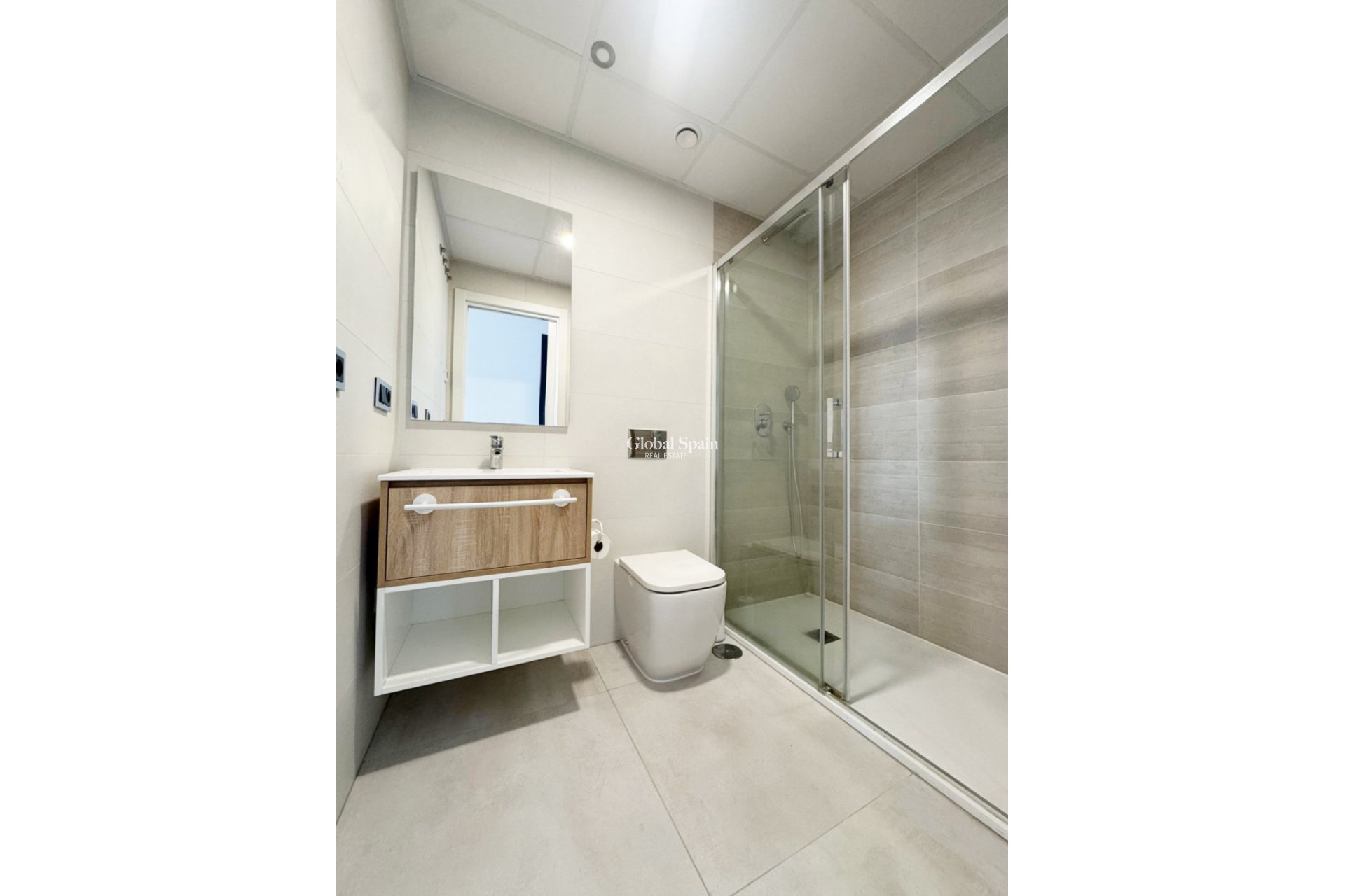 Wederverkoop - APPARTEMENT -
BENIDORM - Costa Blanca