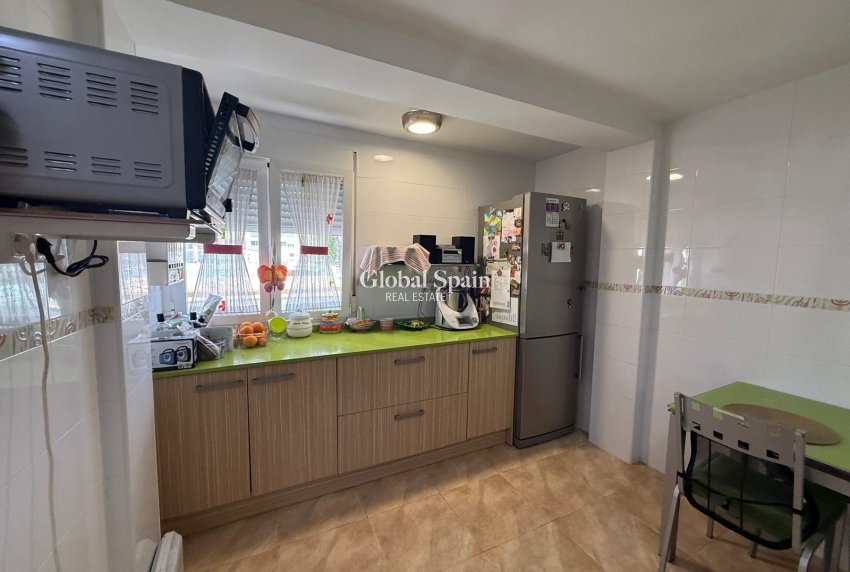 Wederverkoop - APPARTEMENT -
BENIDORM - Costa Blanca