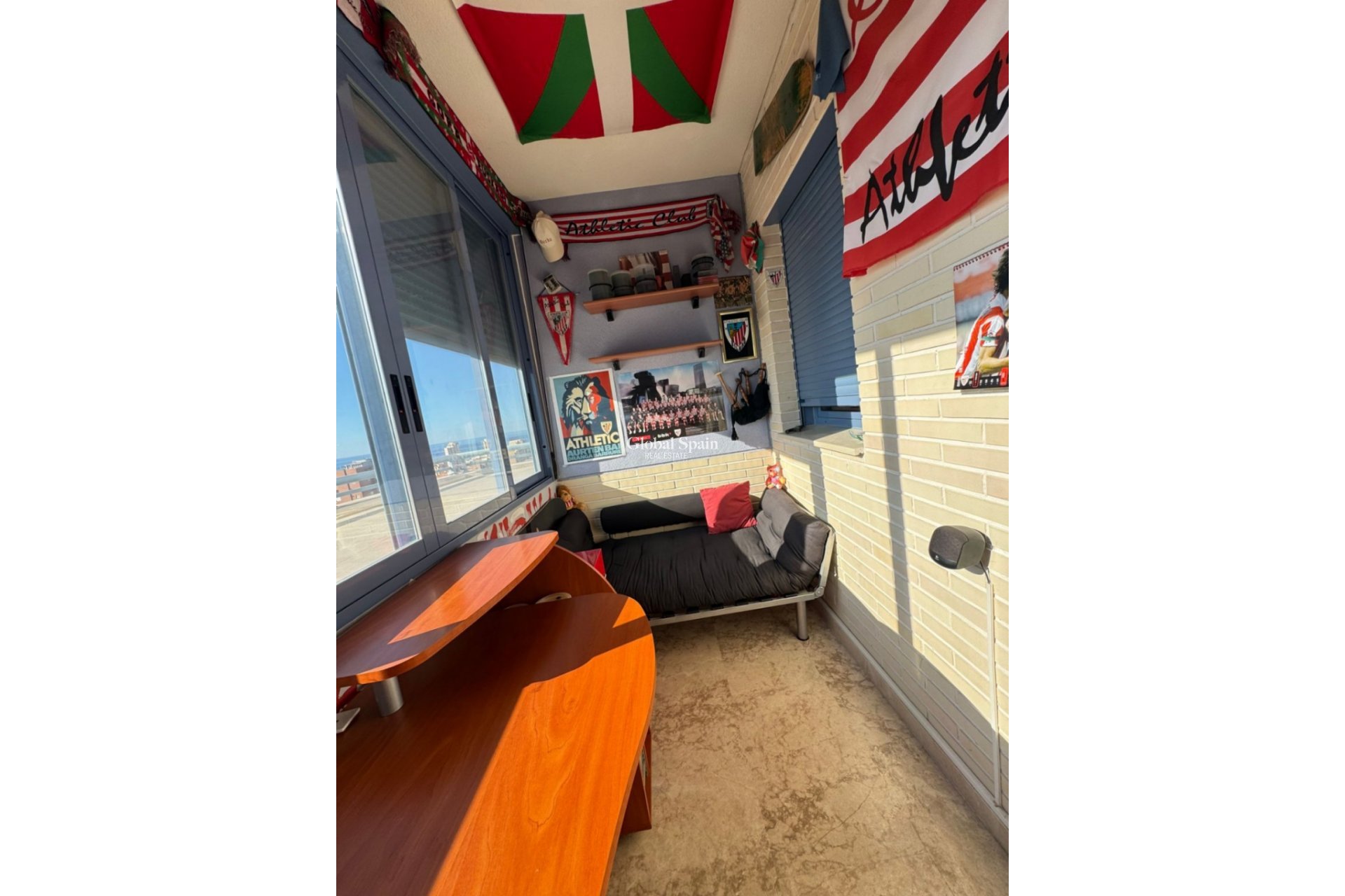 Wederverkoop - APPARTEMENT -
BENIDORM - Costa Blanca