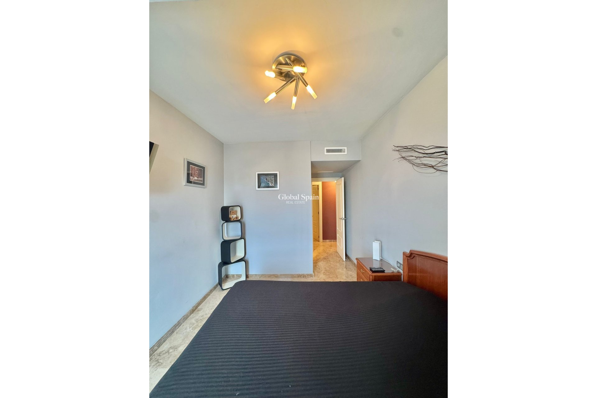 Wederverkoop - APPARTEMENT -
BENIDORM - Costa Blanca