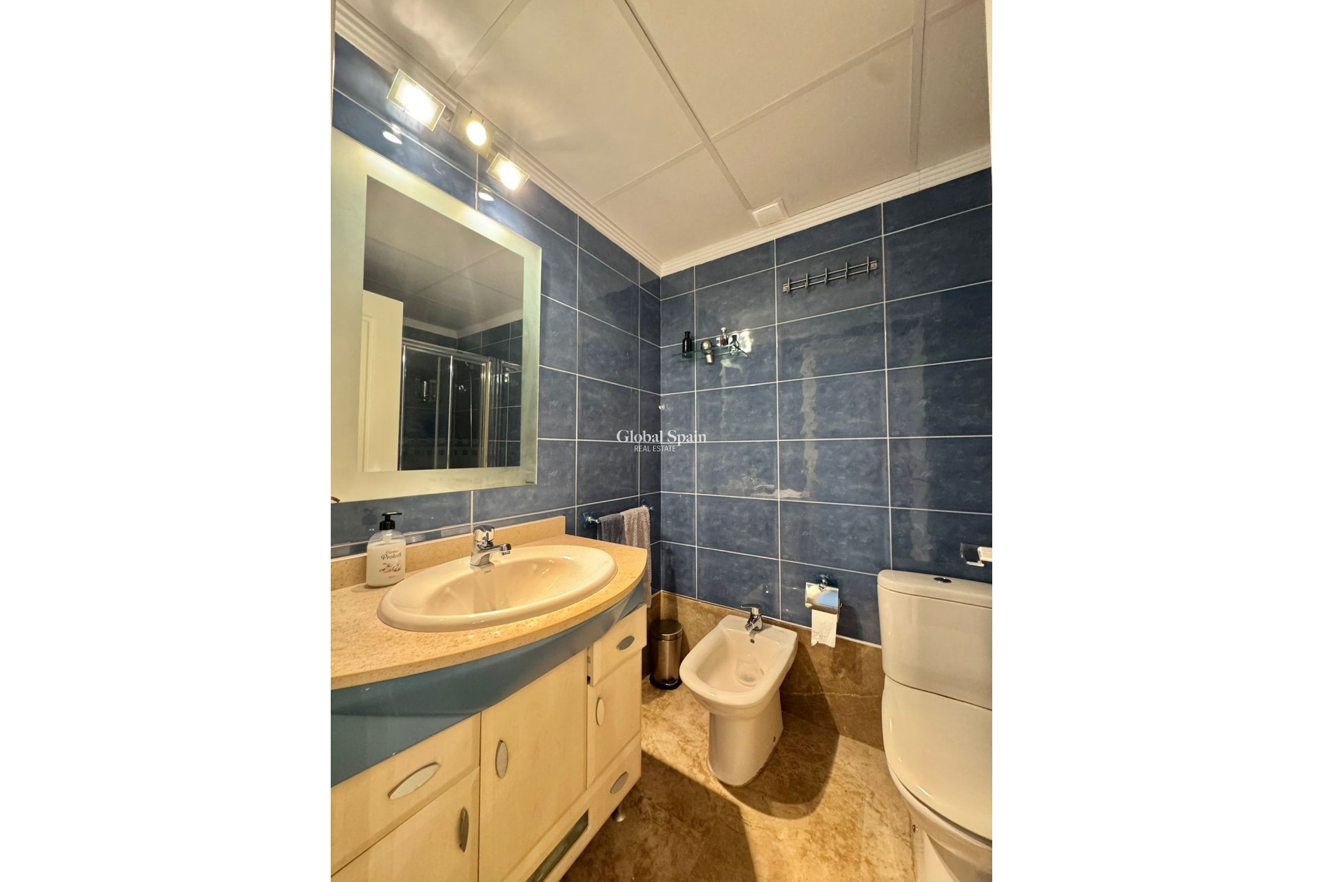 Wederverkoop - APPARTEMENT -
BENIDORM - Costa Blanca