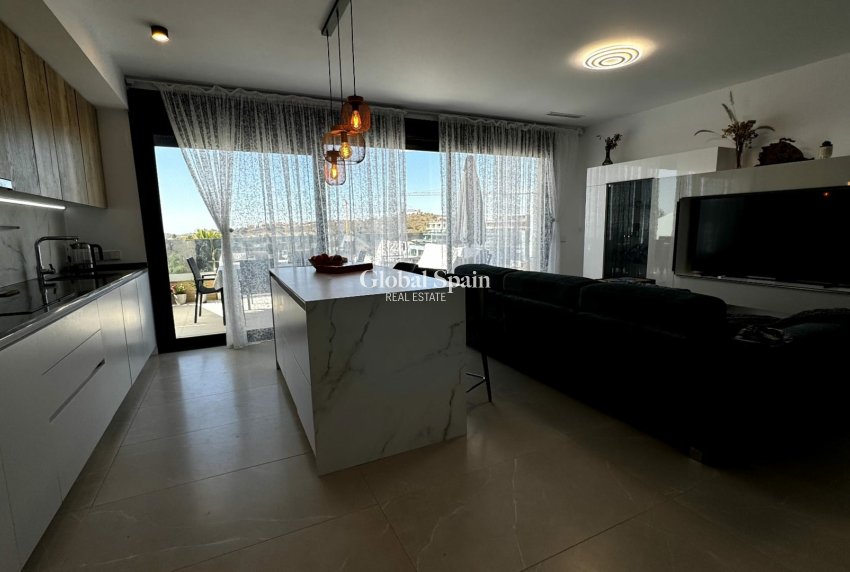 Wederverkoop - APPARTEMENT -
BENIDORM - Costa Blanca