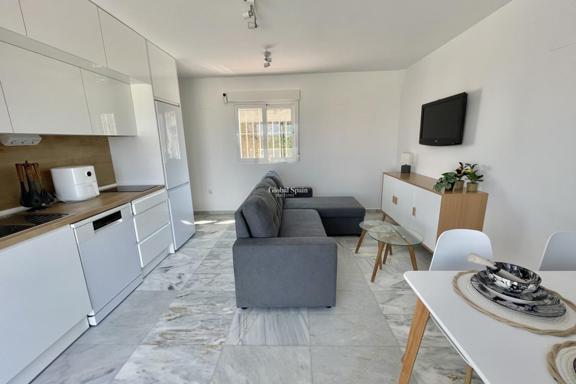 Wederverkoop - APPARTEMENT -
BENIDORM - Costa Blanca