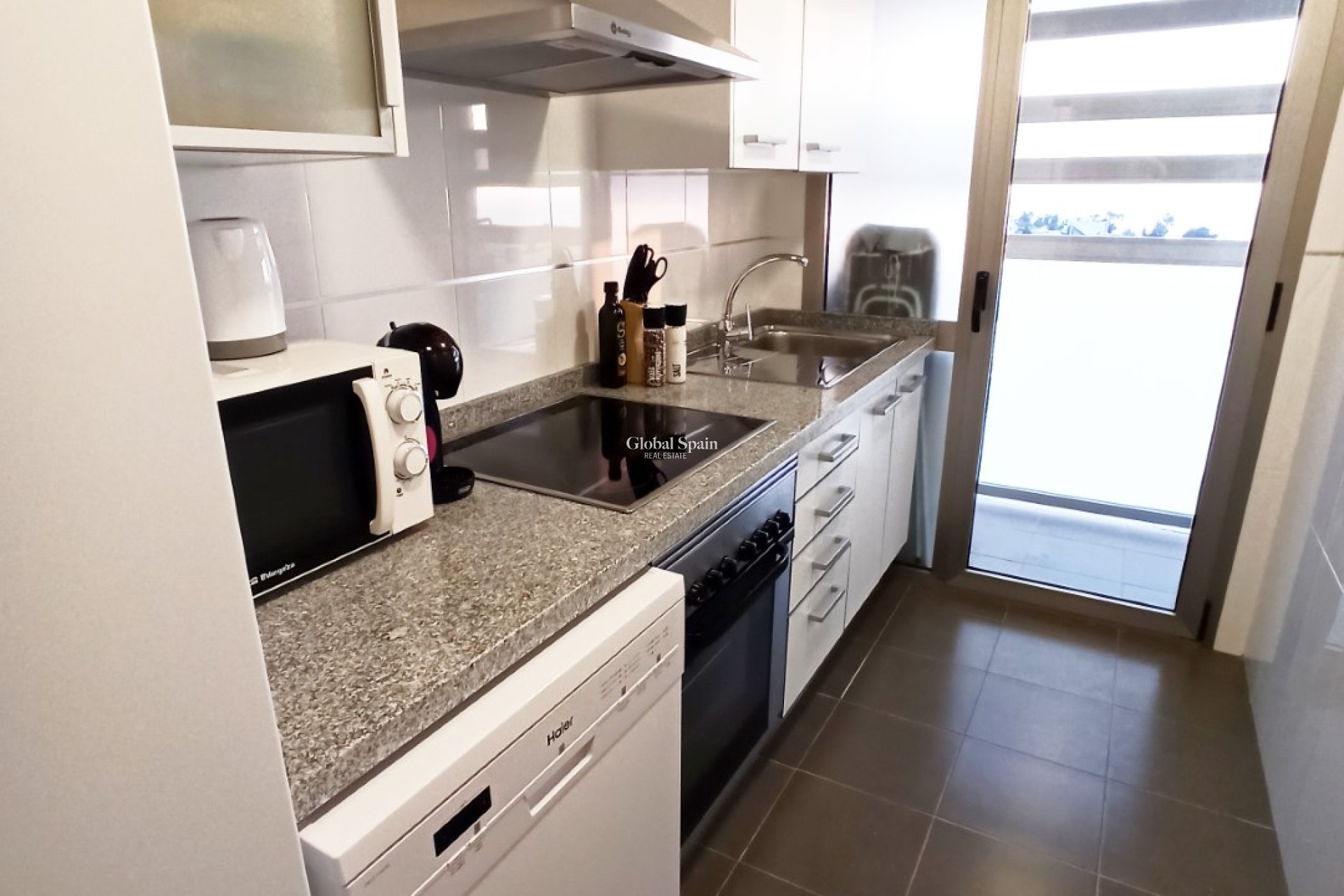 Wederverkoop - APPARTEMENT -
BENIDORM - Costa Blanca