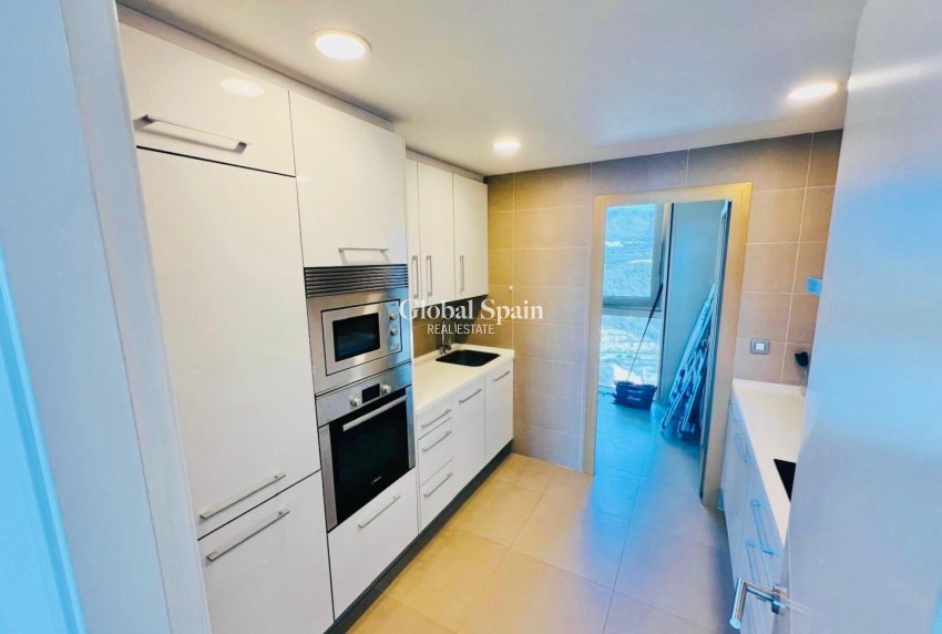 Wederverkoop - APPARTEMENT -
BENIDORM - Costa Blanca