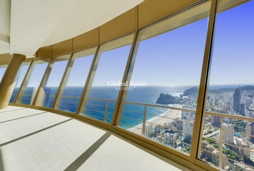 Wederverkoop - APPARTEMENT -
BENIDORM - Costa Blanca