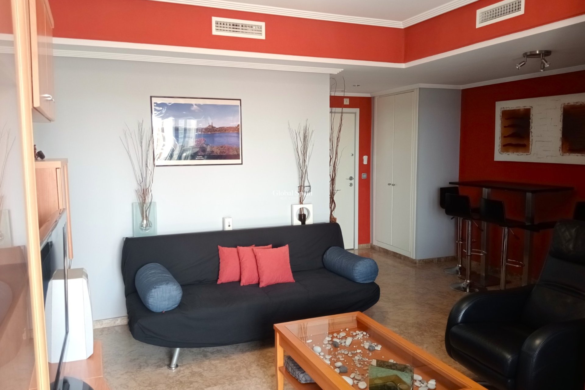 Wederverkoop - APPARTEMENT -
BENIDORM - Levante