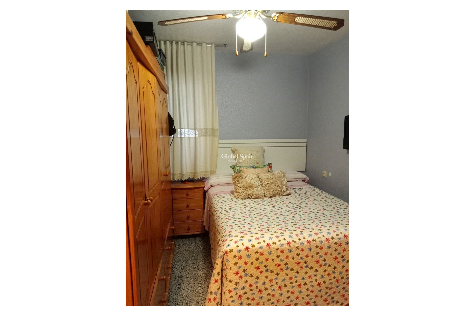 Wederverkoop - Appartement -
Benidorm - Levante