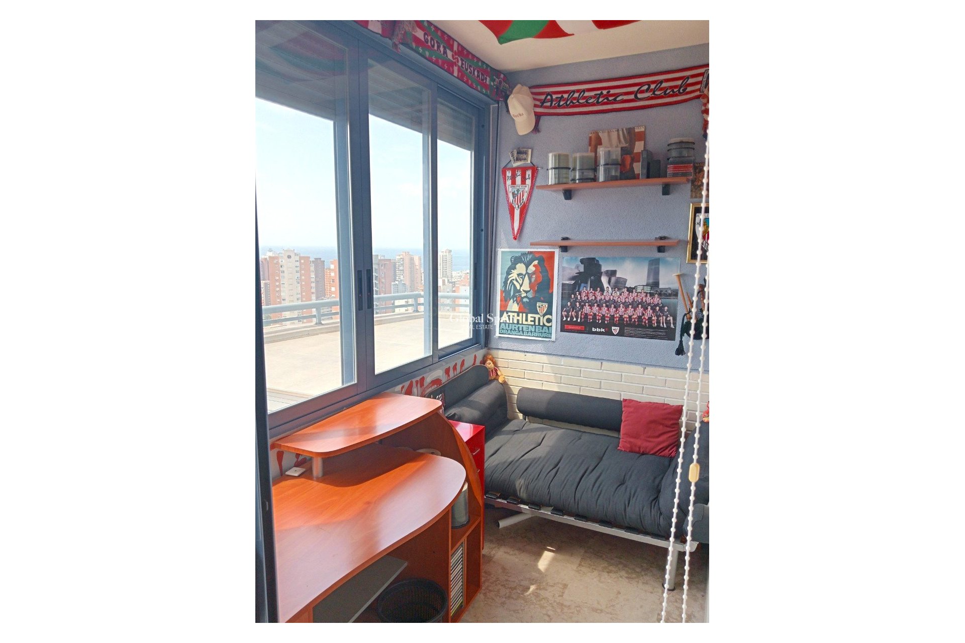 Wederverkoop - Appartement -
Benidorm - Levante