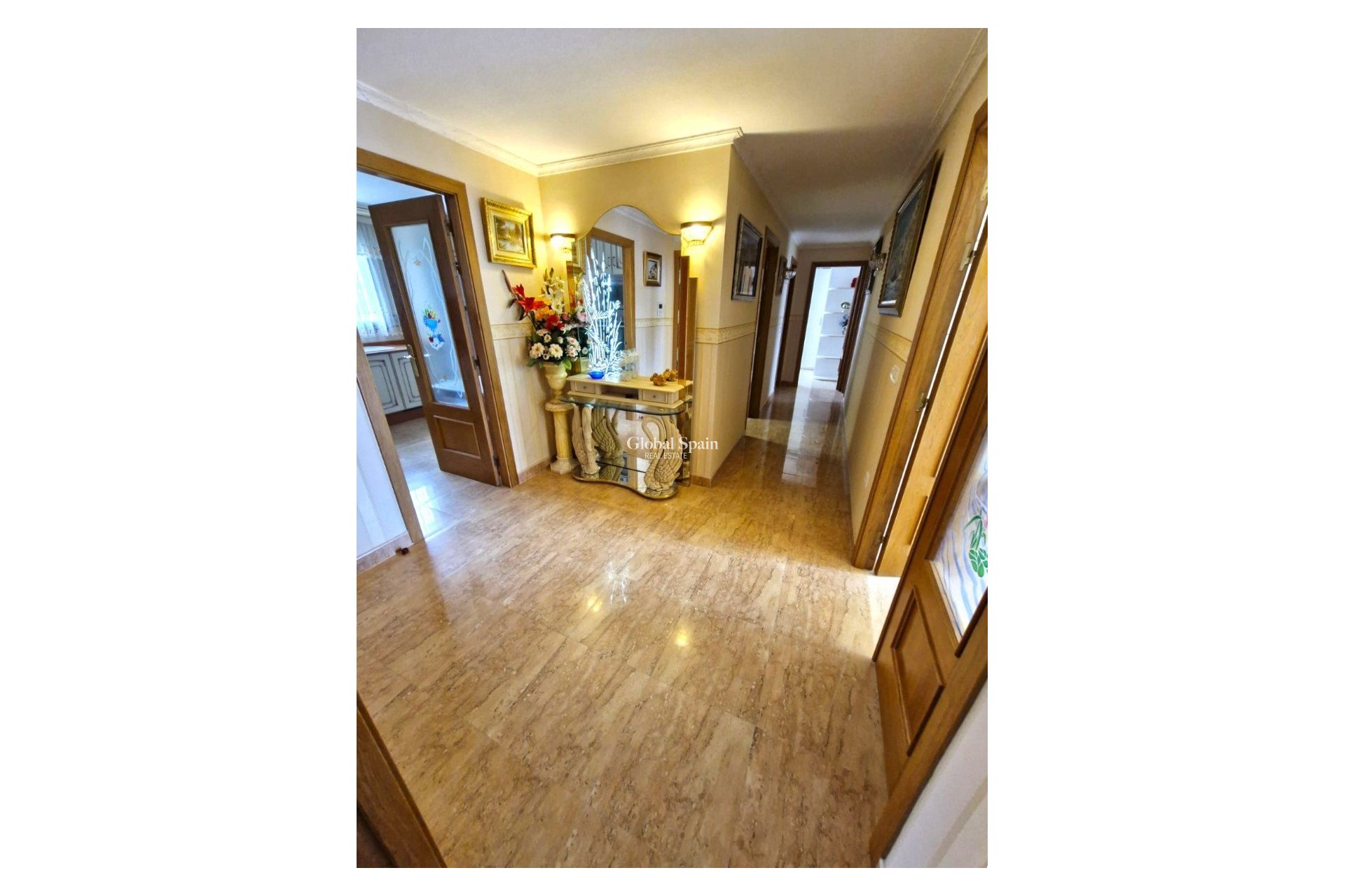 Wederverkoop - Appartement -
Benidorm - Levante