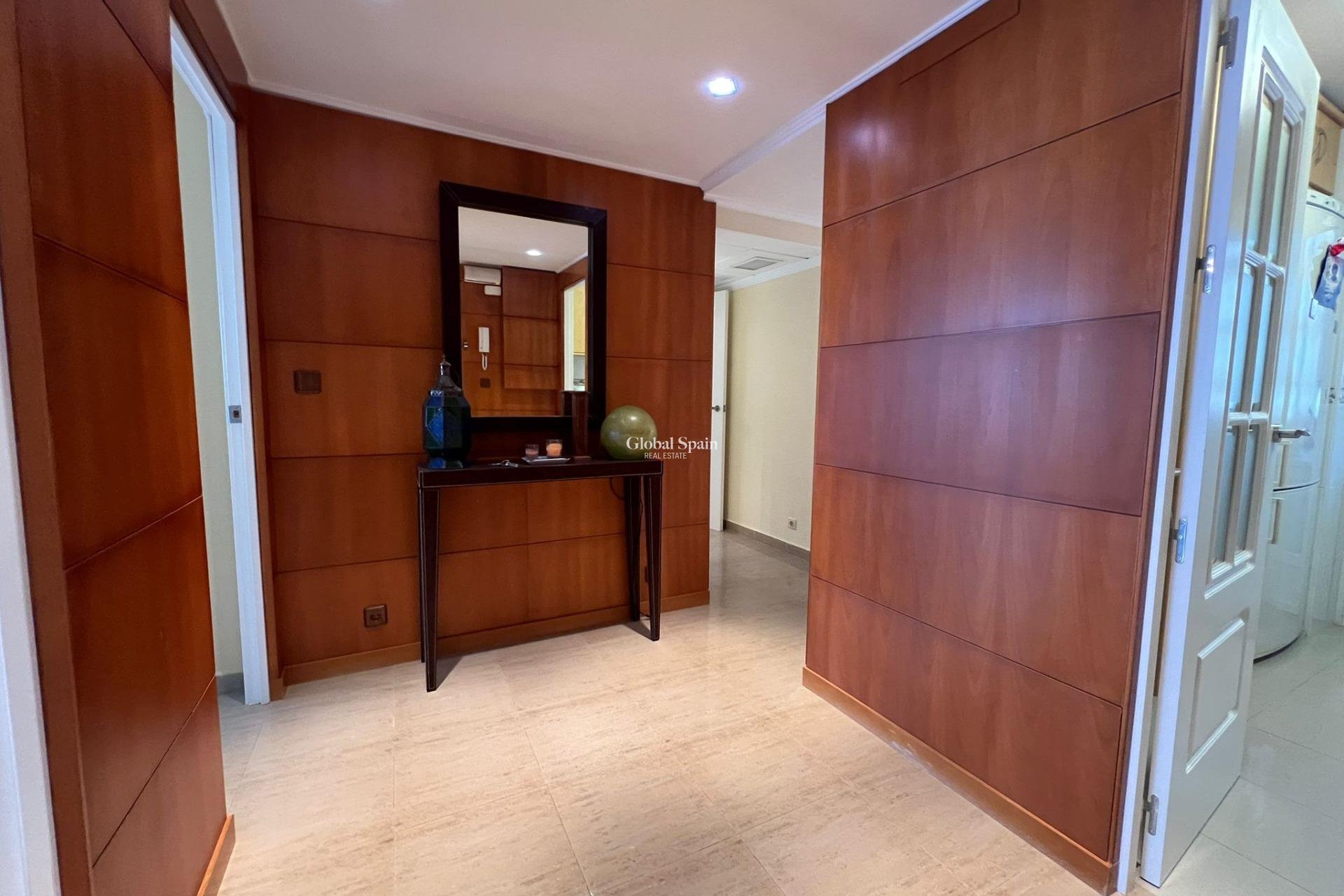 Wederverkoop - APPARTEMENT -
BENIDORM - Rincon de Loix Cruz