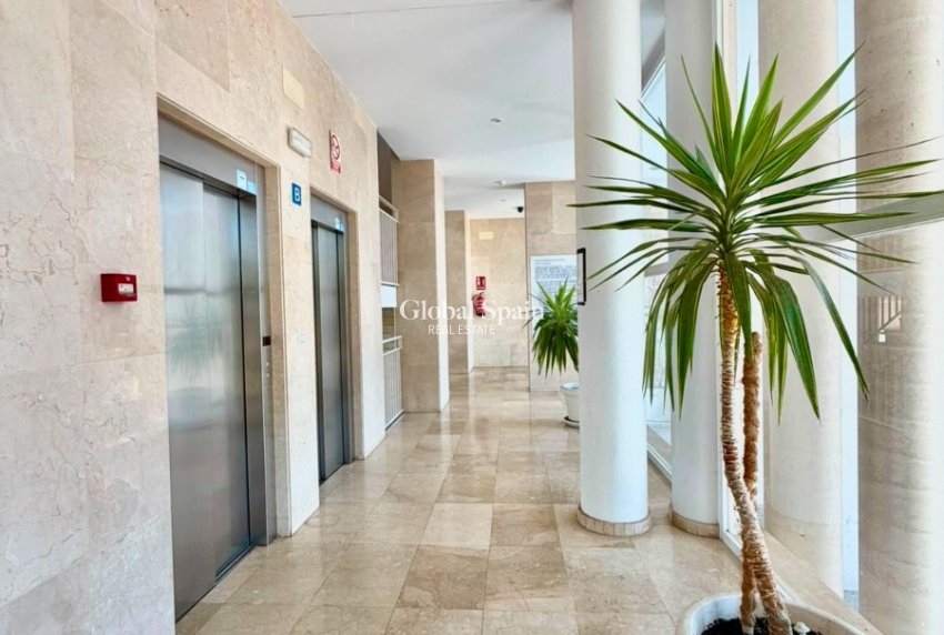 Wederverkoop - APPARTEMENT -
BENIDORM - Rincón de Loix
