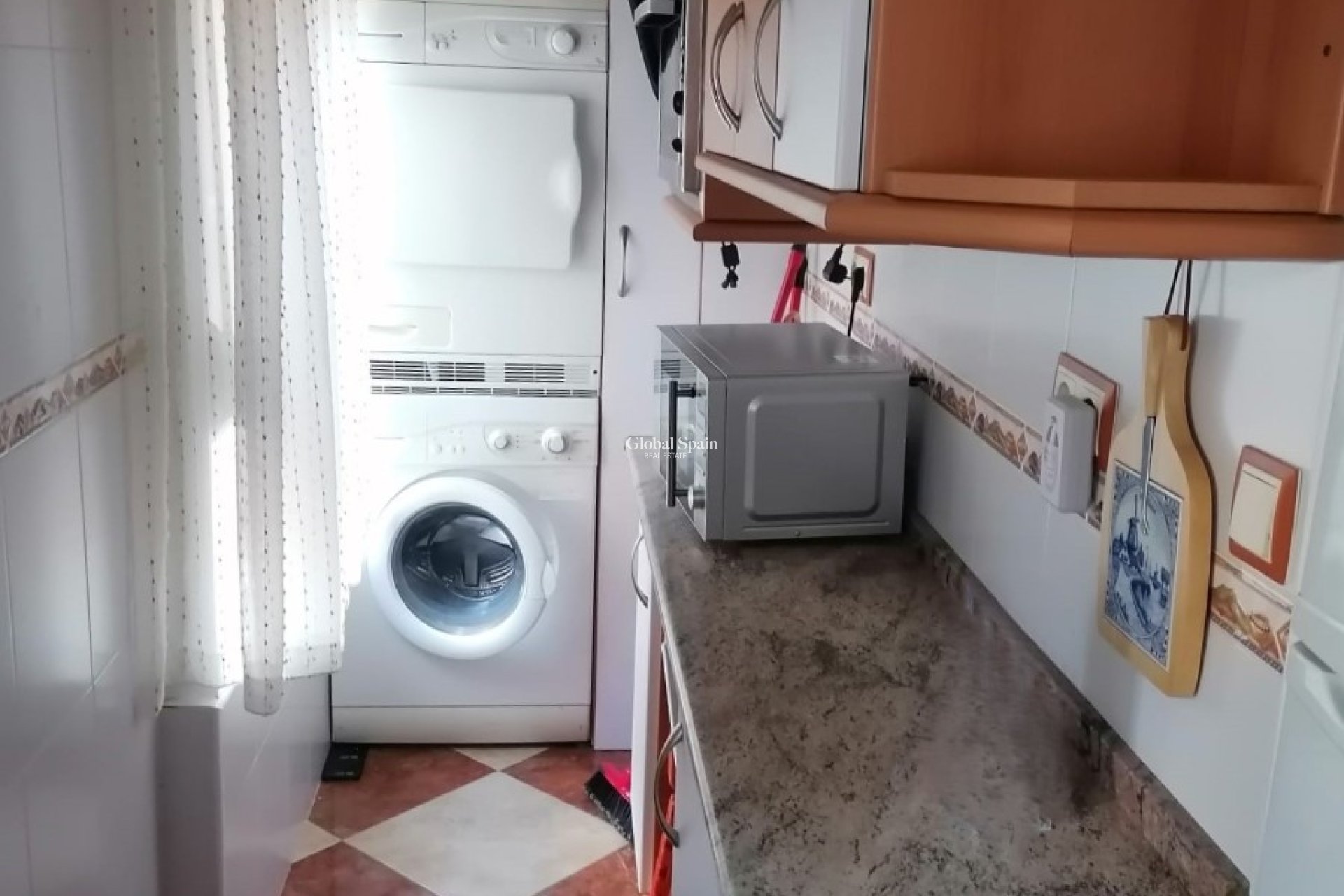 Wederverkoop - APPARTEMENT -
BENIDORM - Rincón de Loix