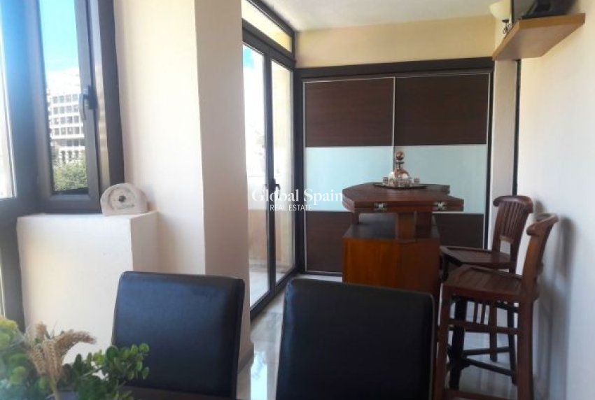 Wederverkoop - Appartement -
BENIDORM - Zona de Poniente