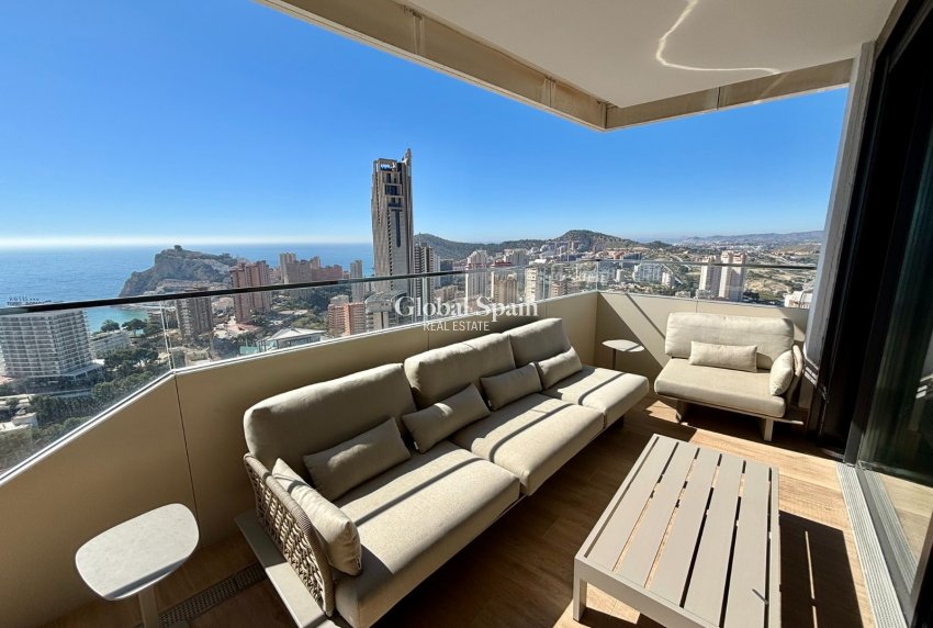 Wederverkoop - APPARTEMENT -
BENIDORM - Zona de Poniente