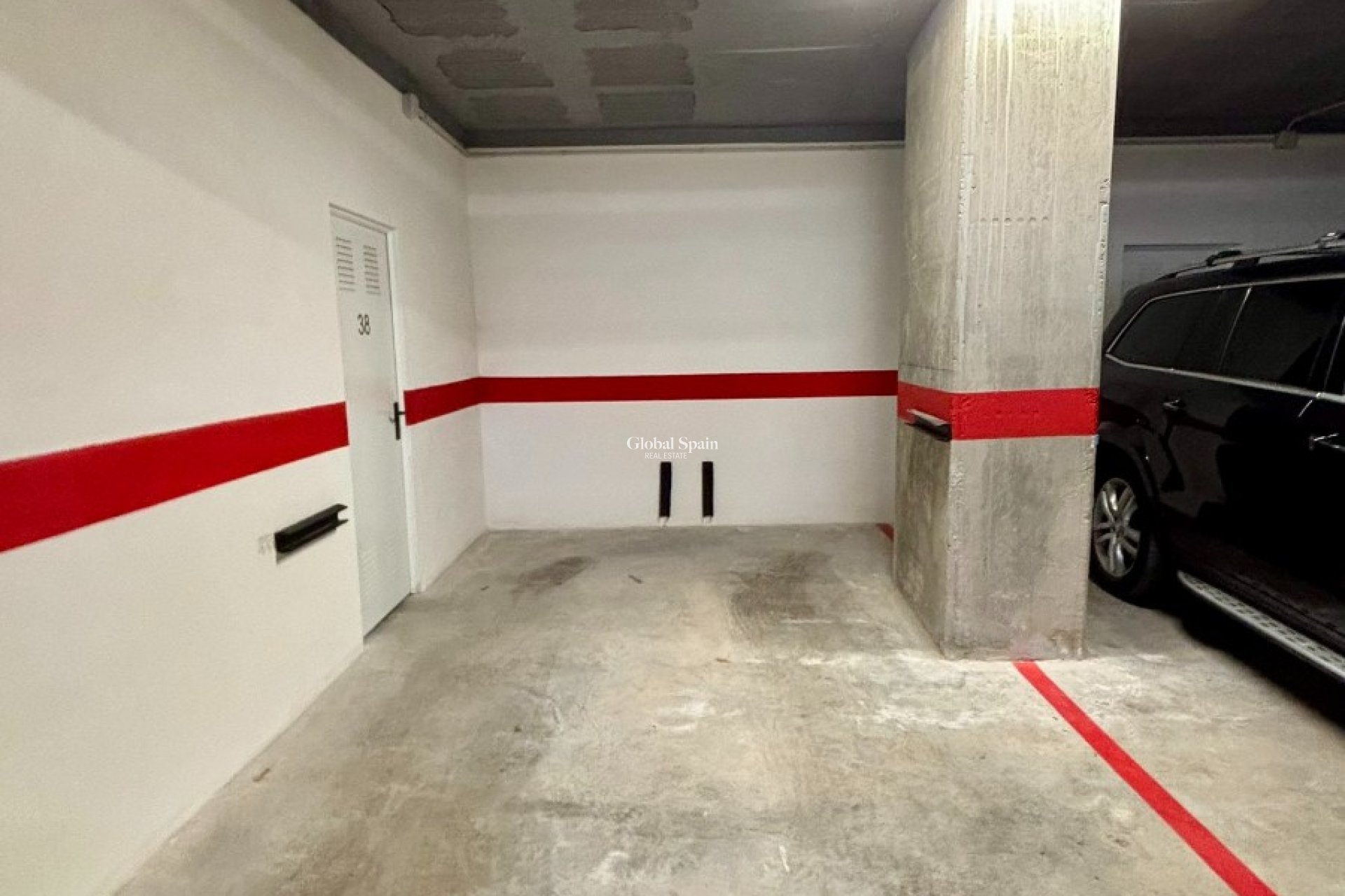 Wederverkoop - APPARTEMENT -
BENIDORM - Zona de Poniente