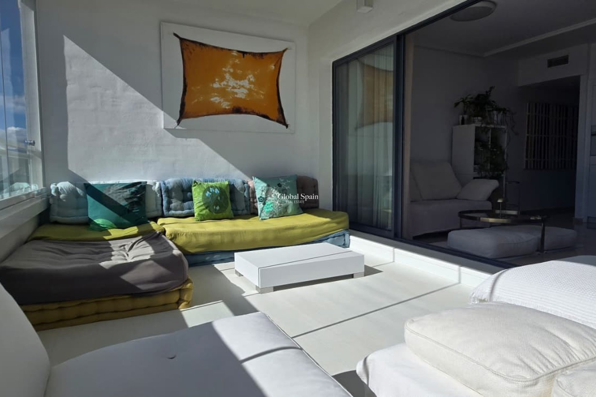 Wederverkoop - APPARTEMENT -
BENIDORM - Zona de Poniente