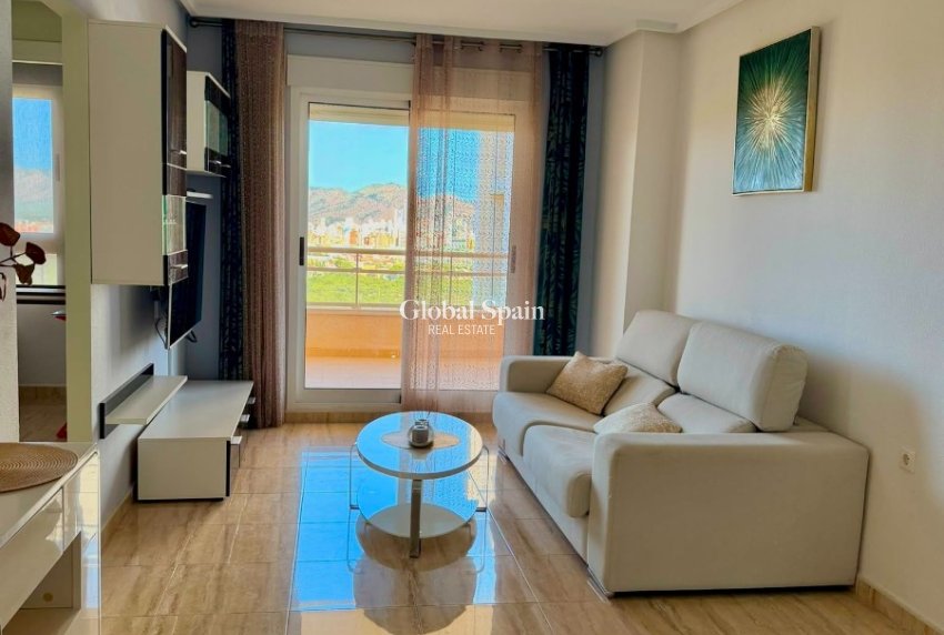 Wederverkoop - APPARTEMENT -
BENIDORM - Zona de Poniente