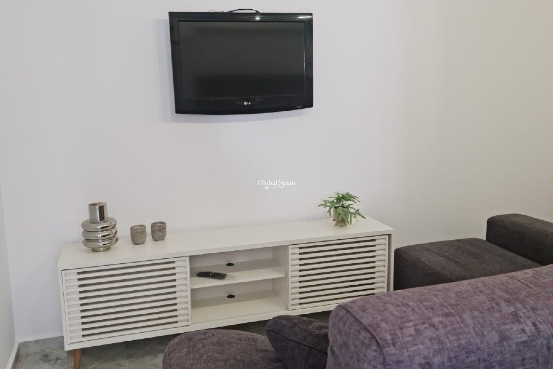 Wederverkoop - APPARTEMENT -
BENIDORM - Zona de Poniente