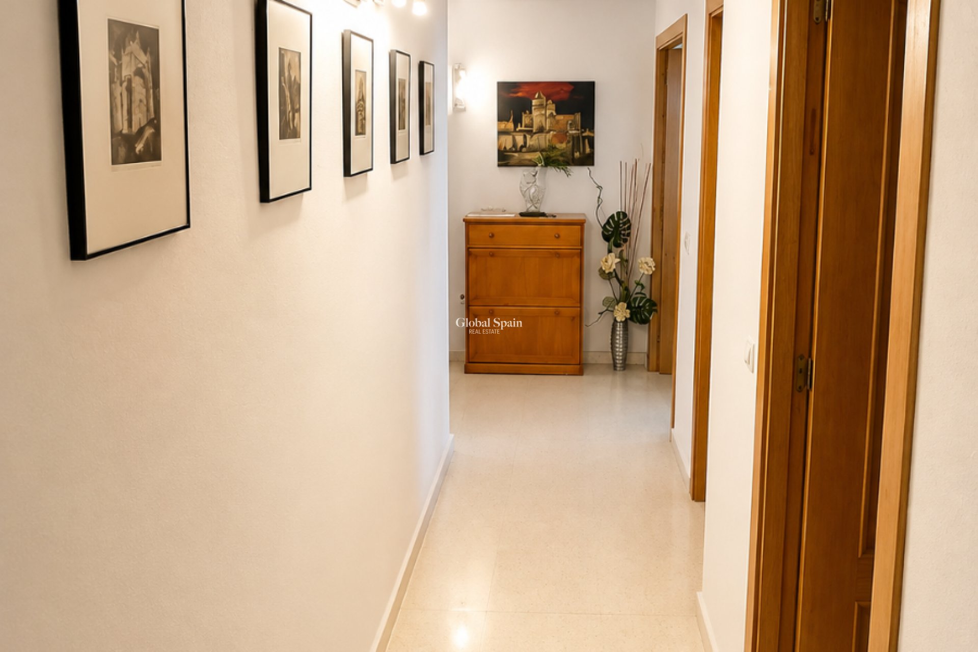 Wederverkoop - APPARTEMENT -
BENIDORM - Zona de Poniente