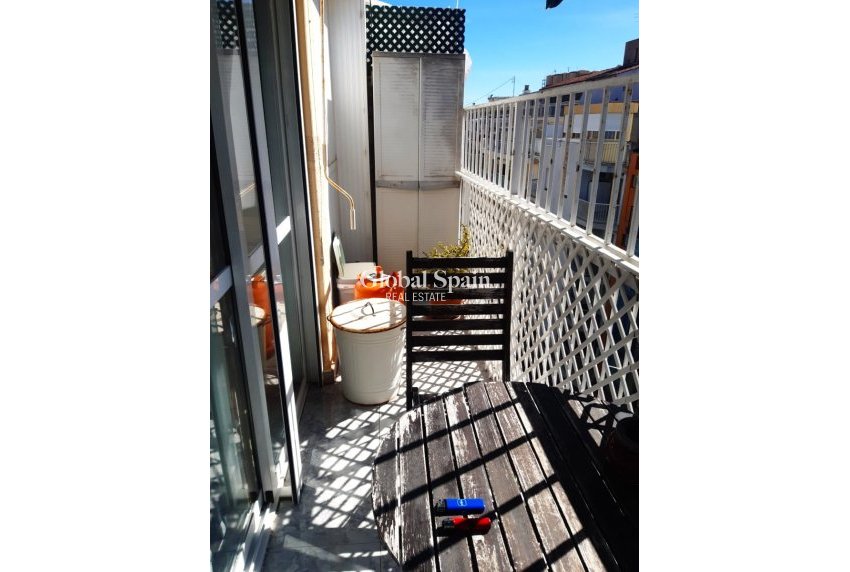 Wederverkoop - Appartement -
Benidorm - Zona de Poniente