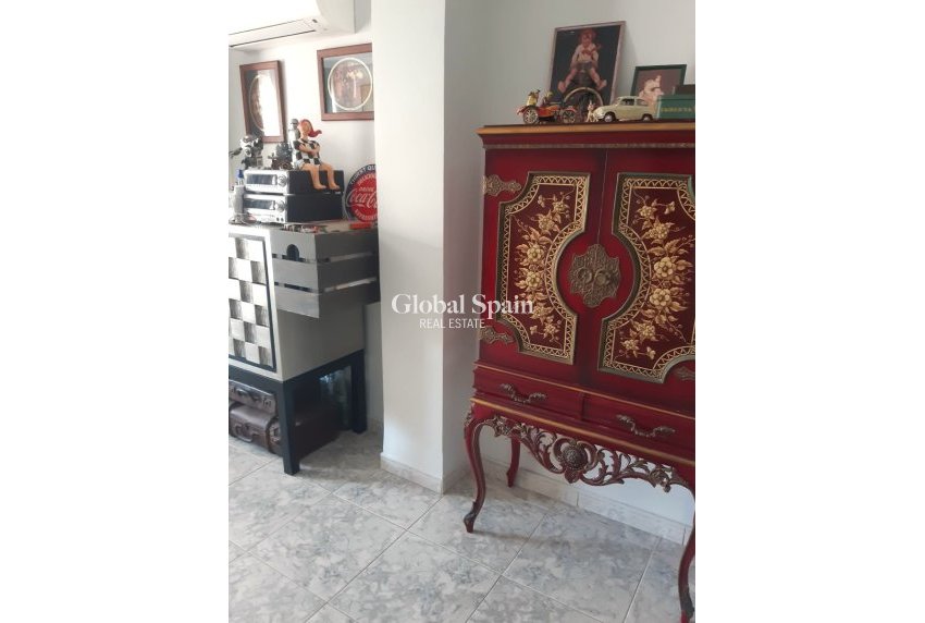 Wederverkoop - Appartement -
Benidorm - Zona de Poniente