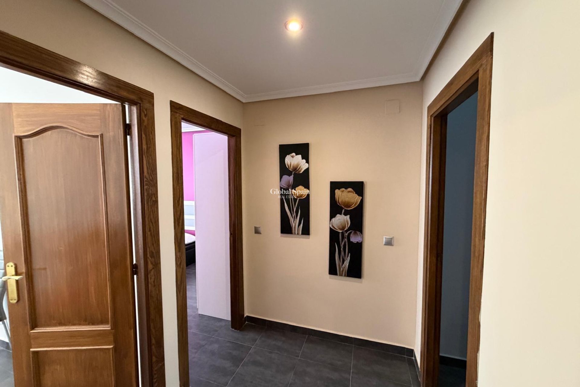 Wederverkoop - APPARTEMENT -
BENIEL - Centro