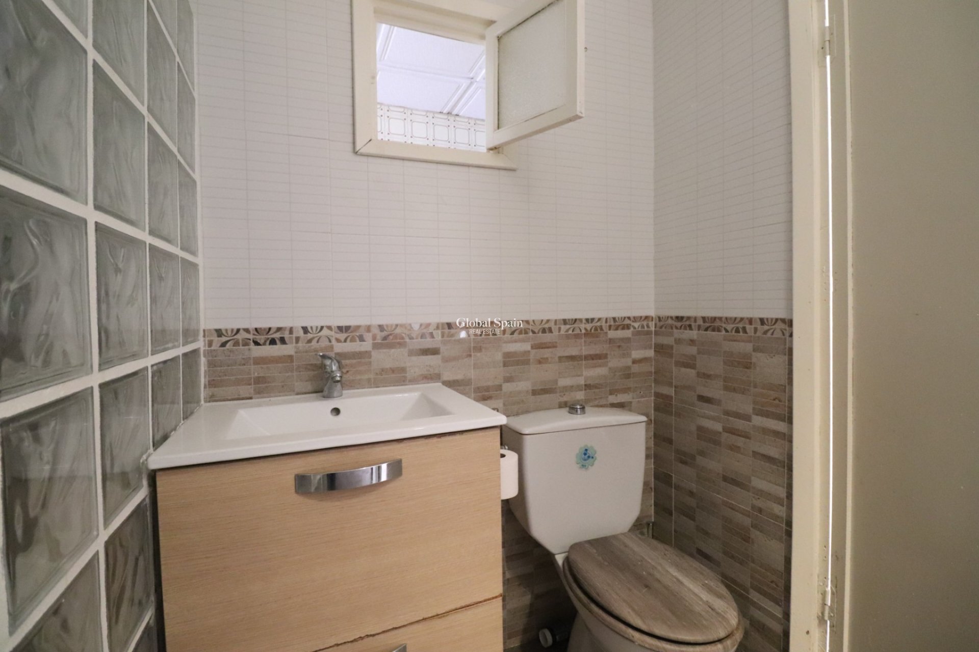 Wederverkoop - APPARTEMENT -
Benijofar - Benijofar - Village