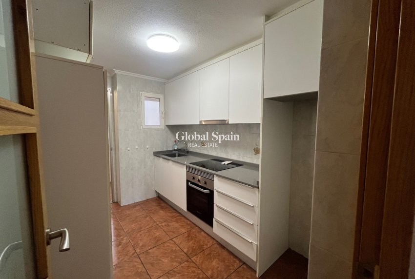 Wederverkoop - APPARTEMENT -
BENIJÓFAR - Costa Blanca South