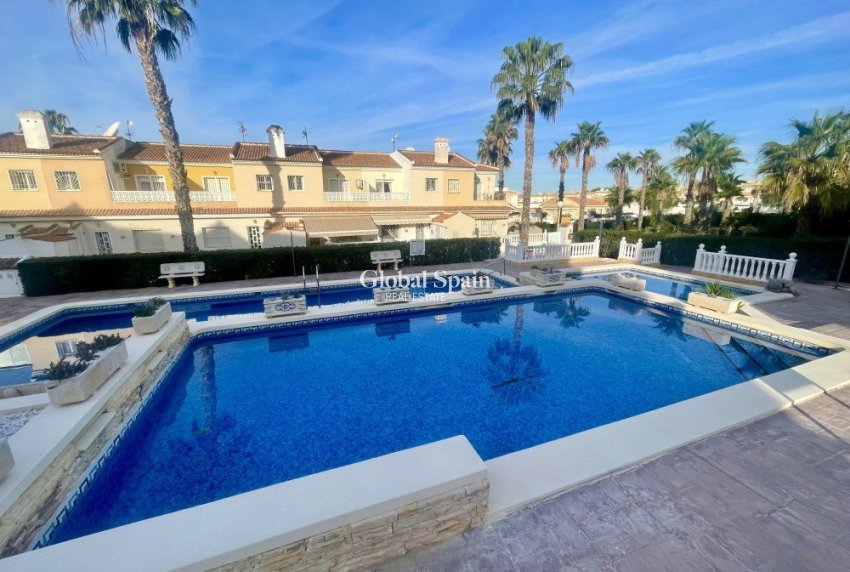 Wederverkoop - APPARTEMENT -
BENIJÓFAR - Costa Blanca