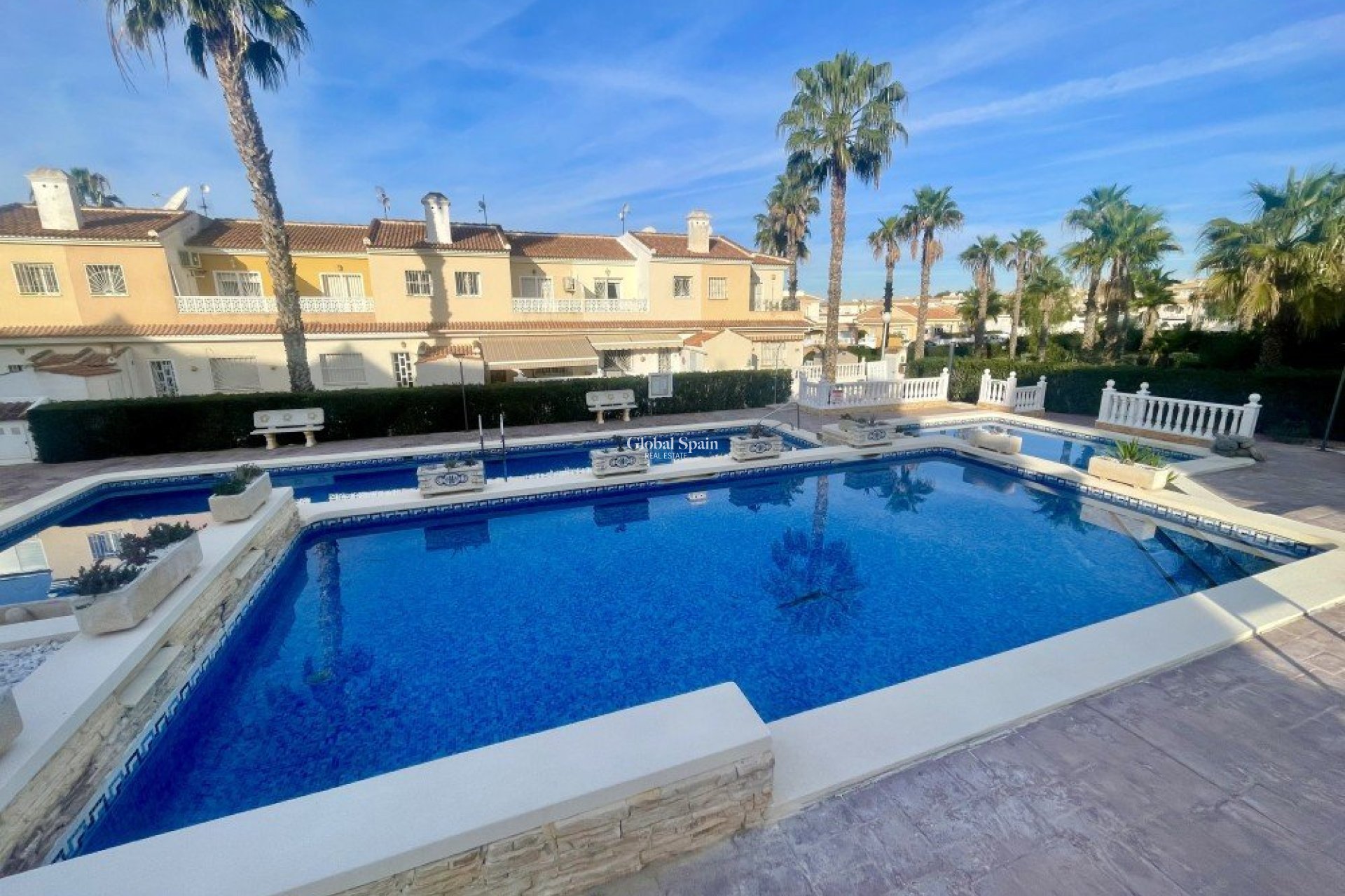 Wederverkoop - APPARTEMENT -
BENIJÓFAR - Costa Blanca