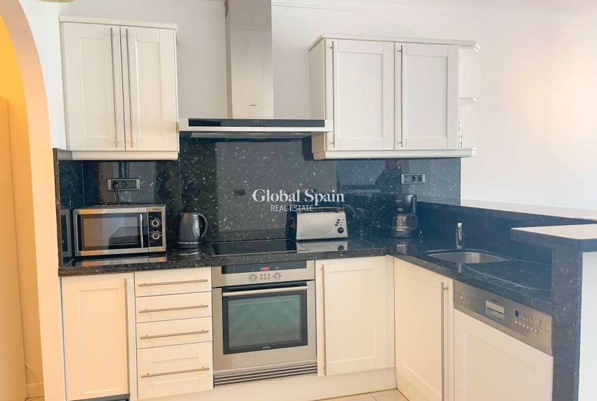 Wederverkoop - APPARTEMENT -
BENISSA - Costa Blanca